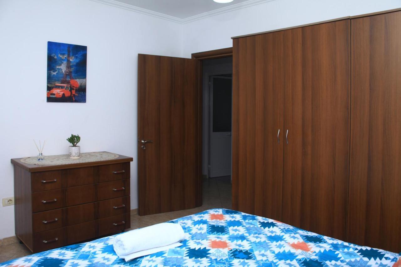 Beautiful Apartment At Port Side! ดูร์เรส ภายนอก รูปภาพ